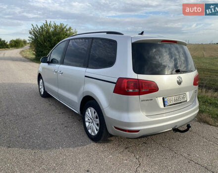 Серый Фольксваген Шаран, объемом двигателя 2 л и пробегом 291 тыс. км за 10400 $, фото 2 на Automoto.ua
