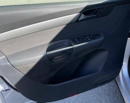 Серый Фольксваген Шаран, объемом двигателя 1.97 л и пробегом 340 тыс. км за 12400 $, фото 3 на Automoto.ua