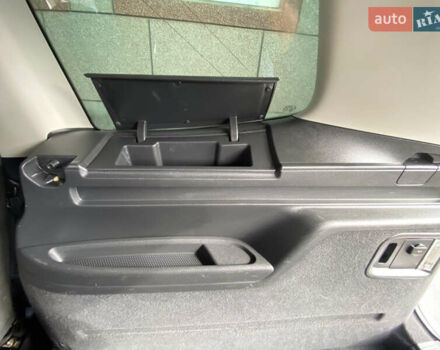 Серый Фольксваген Шаран, объемом двигателя 2 л и пробегом 291 тыс. км за 10400 $, фото 30 на Automoto.ua