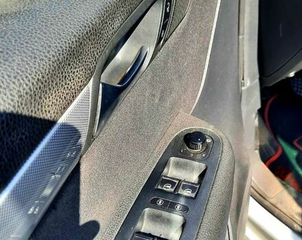 Серый Фольксваген Шаран, объемом двигателя 2 л и пробегом 281 тыс. км за 12000 $, фото 9 на Automoto.ua