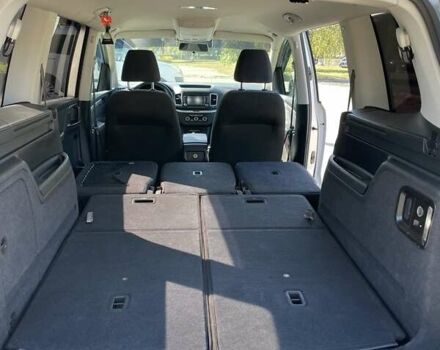 Серый Фольксваген Шаран, объемом двигателя 1.97 л и пробегом 340 тыс. км за 12400 $, фото 5 на Automoto.ua