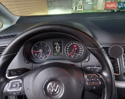 Сірий Фольксваген Шаран, об'ємом двигуна 2 л та пробігом 325 тис. км за 10700 $, фото 7 на Automoto.ua