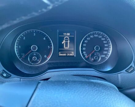 Серый Фольксваген Шаран, объемом двигателя 2 л и пробегом 306 тыс. км за 11500 $, фото 9 на Automoto.ua