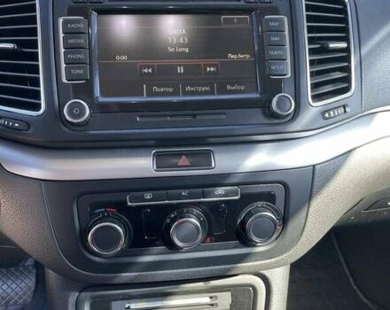 Серый Фольксваген Шаран, объемом двигателя 1.97 л и пробегом 340 тыс. км за 12400 $, фото 12 на Automoto.ua