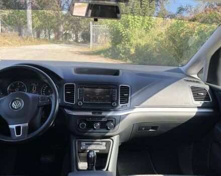 Серый Фольксваген Шаран, объемом двигателя 1.97 л и пробегом 340 тыс. км за 12400 $, фото 17 на Automoto.ua