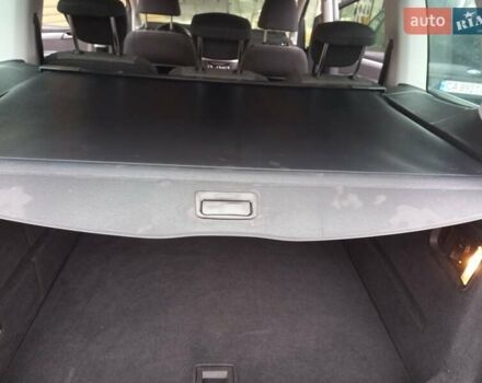 Сірий Фольксваген Шаран, об'ємом двигуна 2 л та пробігом 325 тис. км за 10700 $, фото 3 на Automoto.ua