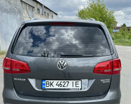 Серый Фольксваген Шаран, объемом двигателя 1.97 л и пробегом 205 тыс. км за 14500 $, фото 6 на Automoto.ua