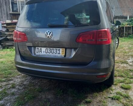 Серый Фольксваген Шаран, объемом двигателя 2 л и пробегом 215 тыс. км за 15700 $, фото 4 на Automoto.ua