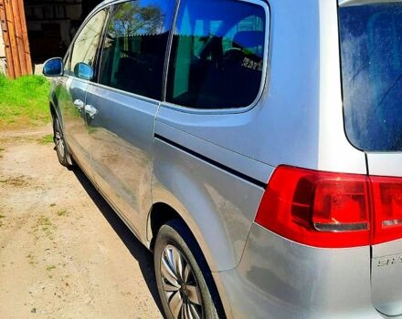 Серый Фольксваген Шаран, объемом двигателя 2 л и пробегом 281 тыс. км за 12000 $, фото 5 на Automoto.ua