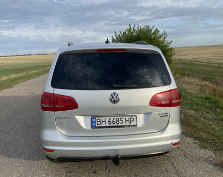 Серый Фольксваген Шаран, объемом двигателя 2 л и пробегом 291 тыс. км за 10400 $, фото 3 на Automoto.ua