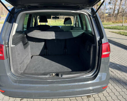 Серый Фольксваген Шаран, объемом двигателя 1.97 л и пробегом 376 тыс. км за 11800 $, фото 13 на Automoto.ua