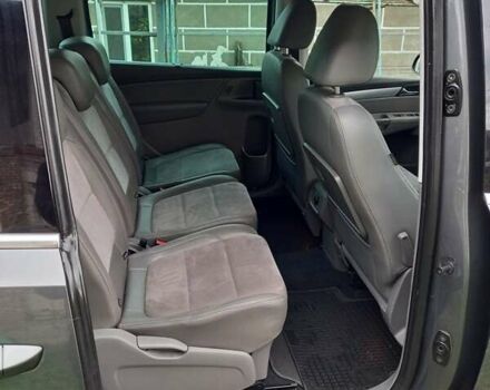 Сірий Фольксваген Шаран, об'ємом двигуна 2 л та пробігом 215 тис. км за 15750 $, фото 6 на Automoto.ua