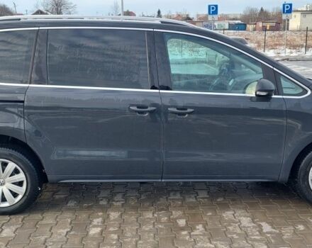 Серый Фольксваген Шаран, объемом двигателя 2 л и пробегом 249 тыс. км за 13100 $, фото 1 на Automoto.ua