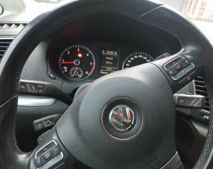 Серый Фольксваген Шаран, объемом двигателя 2 л и пробегом 255 тыс. км за 15666 $, фото 1 на Automoto.ua