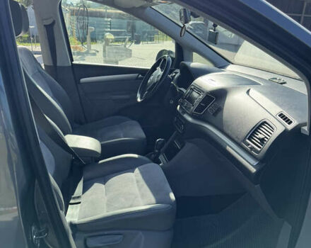 Серый Фольксваген Шаран, объемом двигателя 2 л и пробегом 300 тыс. км за 15500 $, фото 13 на Automoto.ua