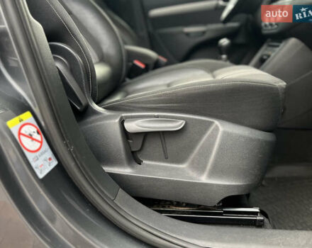 Сірий Фольксваген Шаран, об'ємом двигуна 2 л та пробігом 340 тис. км за 14000 $, фото 34 на Automoto.ua