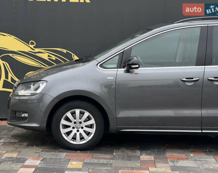 Сірий Фольксваген Шаран, об'ємом двигуна 2 л та пробігом 340 тис. км за 14000 $, фото 7 на Automoto.ua