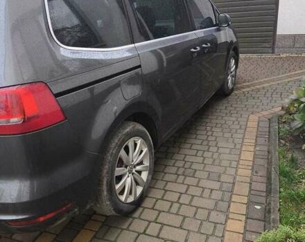 Серый Фольксваген Шаран, объемом двигателя 2 л и пробегом 355 тыс. км за 12300 $, фото 3 на Automoto.ua