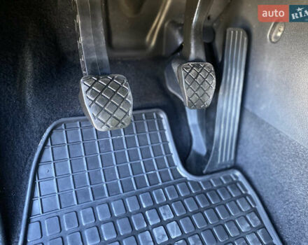 Серый Фольксваген Шаран, объемом двигателя 1.97 л и пробегом 273 тыс. км за 11550 $, фото 25 на Automoto.ua