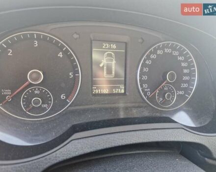 Серый Фольксваген Шаран, объемом двигателя 2 л и пробегом 291 тыс. км за 12500 $, фото 7 на Automoto.ua