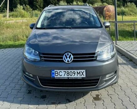 Серый Фольксваген Шаран, объемом двигателя 2 л и пробегом 300 тыс. км за 15500 $, фото 1 на Automoto.ua