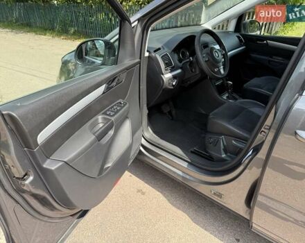 Серый Фольксваген Шаран, объемом двигателя 2 л и пробегом 203 тыс. км за 15200 $, фото 15 на Automoto.ua