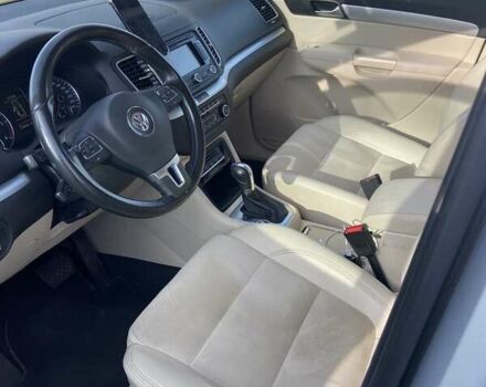 Серый Фольксваген Шаран, объемом двигателя 2 л и пробегом 228 тыс. км за 18200 $, фото 23 на Automoto.ua