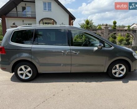 Серый Фольксваген Шаран, объемом двигателя 2 л и пробегом 203 тыс. км за 15200 $, фото 6 на Automoto.ua