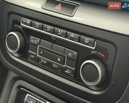 Серый Фольксваген Шаран, объемом двигателя 2 л и пробегом 295 тыс. км за 11850 $, фото 52 на Automoto.ua