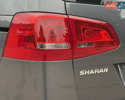 Серый Фольксваген Шаран, объемом двигателя 2 л и пробегом 295 тыс. км за 11850 $, фото 23 на Automoto.ua