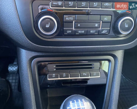 Серый Фольксваген Шаран, объемом двигателя 1.97 л и пробегом 273 тыс. км за 11550 $, фото 20 на Automoto.ua