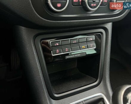 Сірий Фольксваген Шаран, об'ємом двигуна 2 л та пробігом 340 тис. км за 14000 $, фото 24 на Automoto.ua