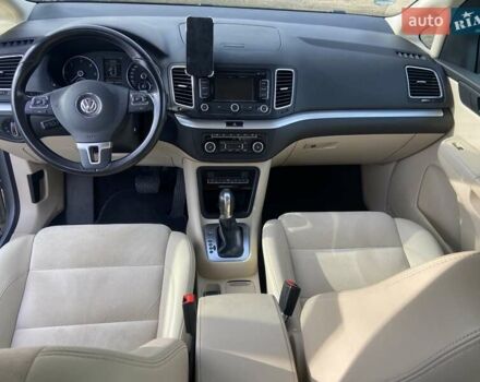 Серый Фольксваген Шаран, объемом двигателя 2 л и пробегом 228 тыс. км за 18200 $, фото 18 на Automoto.ua