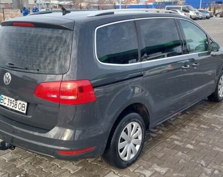 Серый Фольксваген Шаран, объемом двигателя 2 л и пробегом 249 тыс. км за 13100 $, фото 2 на Automoto.ua