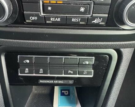 Фольксваген Шаран 2013 в Черновцах на Automoto.ua Серый Фольксваген Шаран, объемом двигателя 2 л и пробегом 238 тыс. км за 17000 $, фото 13 на Automoto.ua