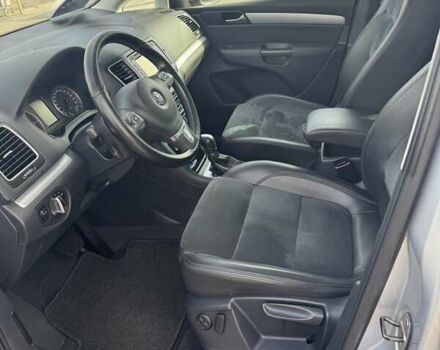 Фольксваген Шаран 2013 в Черновцах на Automoto.ua Серый Фольксваген Шаран, объемом двигателя 2 л и пробегом 238 тыс. км за 17000 $, фото 8 на Automoto.ua