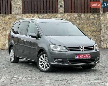 Серый Фольксваген Шаран, объемом двигателя 2 л и пробегом 267 тыс. км за 15950 $, фото 20 на Automoto.ua