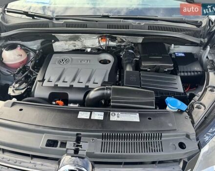 Фольксваген Шаран 2013 в Черновцах на Automoto.ua Серый Фольксваген Шаран, объемом двигателя 2 л и пробегом 238 тыс. км за 17000 $, фото 21 на Automoto.ua