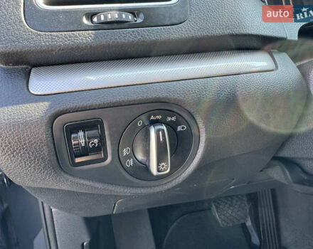 Серый Фольксваген Шаран, объемом двигателя 2 л и пробегом 285 тыс. км за 14300 $, фото 49 на Automoto.ua