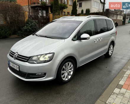 Серый Фольксваген Шаран, объемом двигателя 2 л и пробегом 180 тыс. км за 14750 $, фото 1 на Automoto.ua