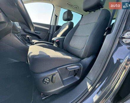 Серый Фольксваген Шаран, объемом двигателя 2 л и пробегом 285 тыс. км за 14300 $, фото 20 на Automoto.ua