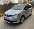 Серый Фольксваген Шаран, объемом двигателя 2 л и пробегом 257 тыс. км за 12900 $, фото 1 на Automoto.ua