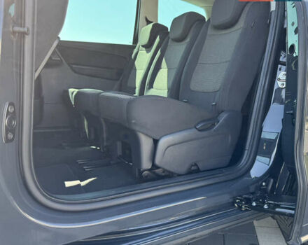 Серый Фольксваген Шаран, объемом двигателя 2 л и пробегом 285 тыс. км за 14300 $, фото 31 на Automoto.ua