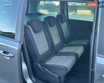 Серый Фольксваген Шаран, объемом двигателя 2 л и пробегом 247 тыс. км за 13999 $, фото 23 на Automoto.ua