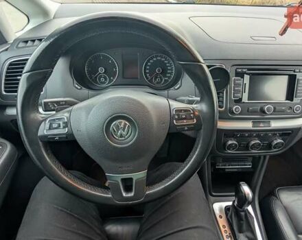 Сірий Фольксваген Шаран, об'ємом двигуна 2 л та пробігом 282 тис. км за 17300 $, фото 6 на Automoto.ua