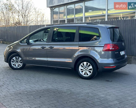 Серый Фольксваген Шаран, объемом двигателя 2 л и пробегом 247 тыс. км за 13999 $, фото 3 на Automoto.ua