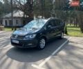 Сірий Фольксваген Шаран, об'ємом двигуна 2 л та пробігом 225 тис. км за 16300 $, фото 1 на Automoto.ua