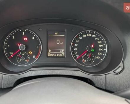 Сірий Фольксваген Шаран, об'ємом двигуна 2 л та пробігом 282 тис. км за 17300 $, фото 5 на Automoto.ua