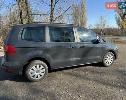 Серый Фольксваген Шаран, объемом двигателя 1.97 л и пробегом 274 тыс. км за 13600 $, фото 6 на Automoto.ua