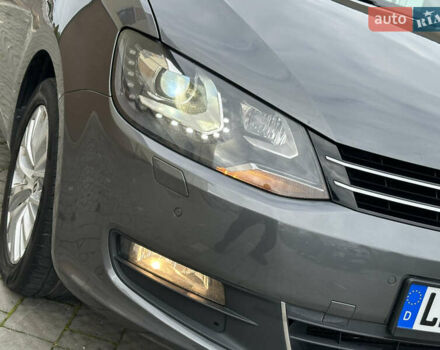 Фольксваген Шаран 2015 у Дрогобичі на Automoto.ua Сірий Фольксваген Шаран, об'ємом двигуна 2 л та пробігом 225 тис. км за 16499 $, фото 47 на Automoto.ua